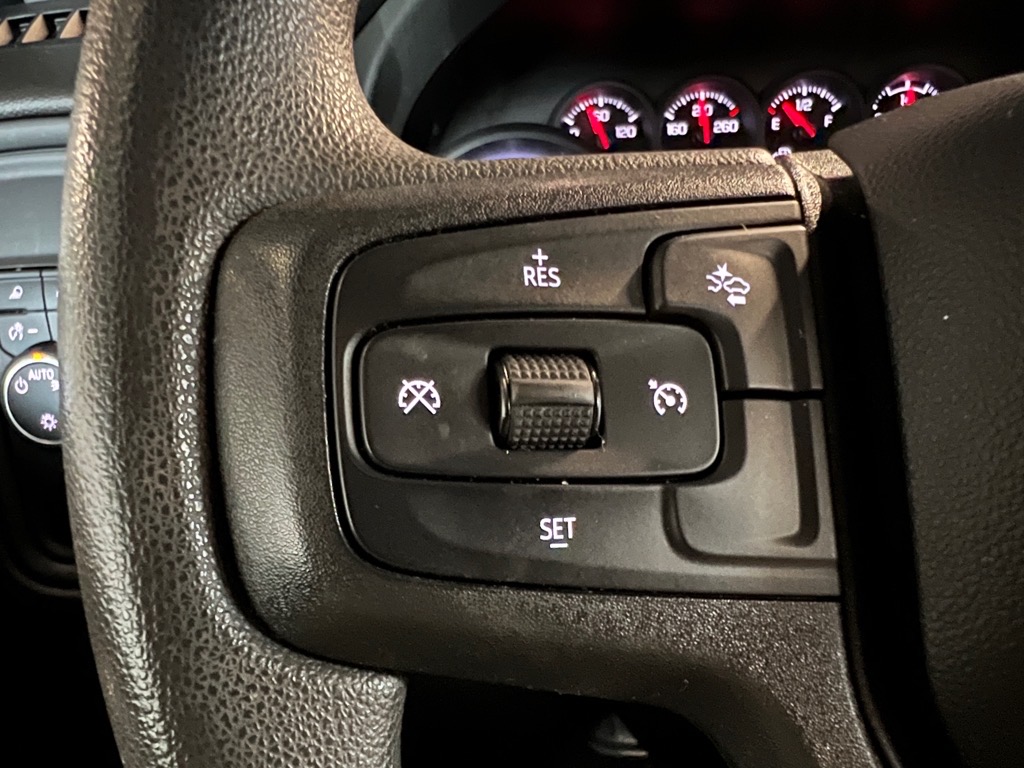2024 Chevrolet Silverado 2500HD Custom photo 9