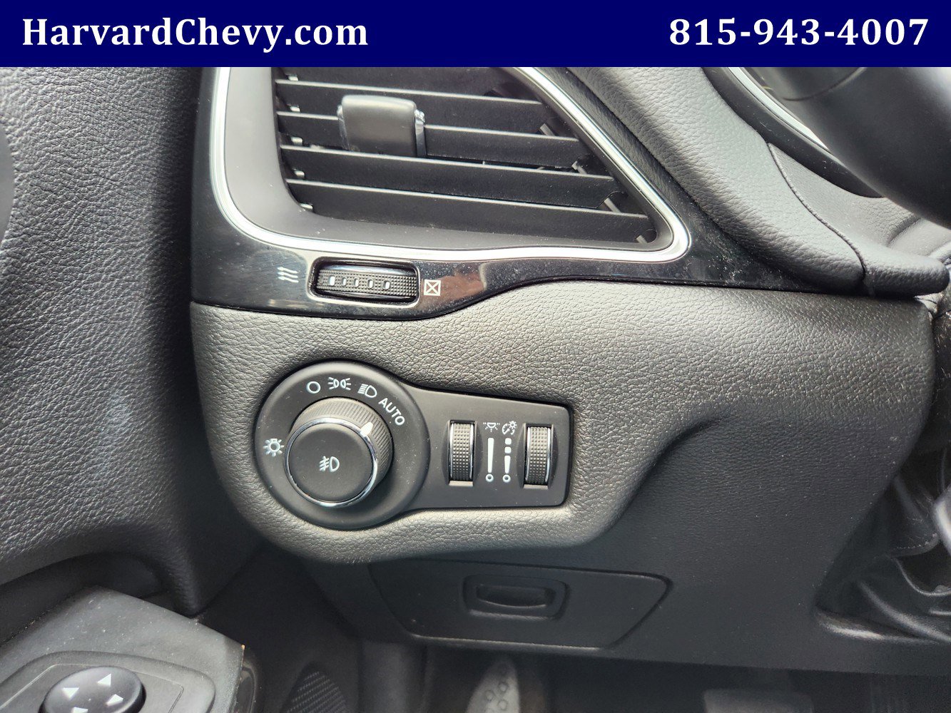 2021 Jeep Cherokee Altitude photo 20