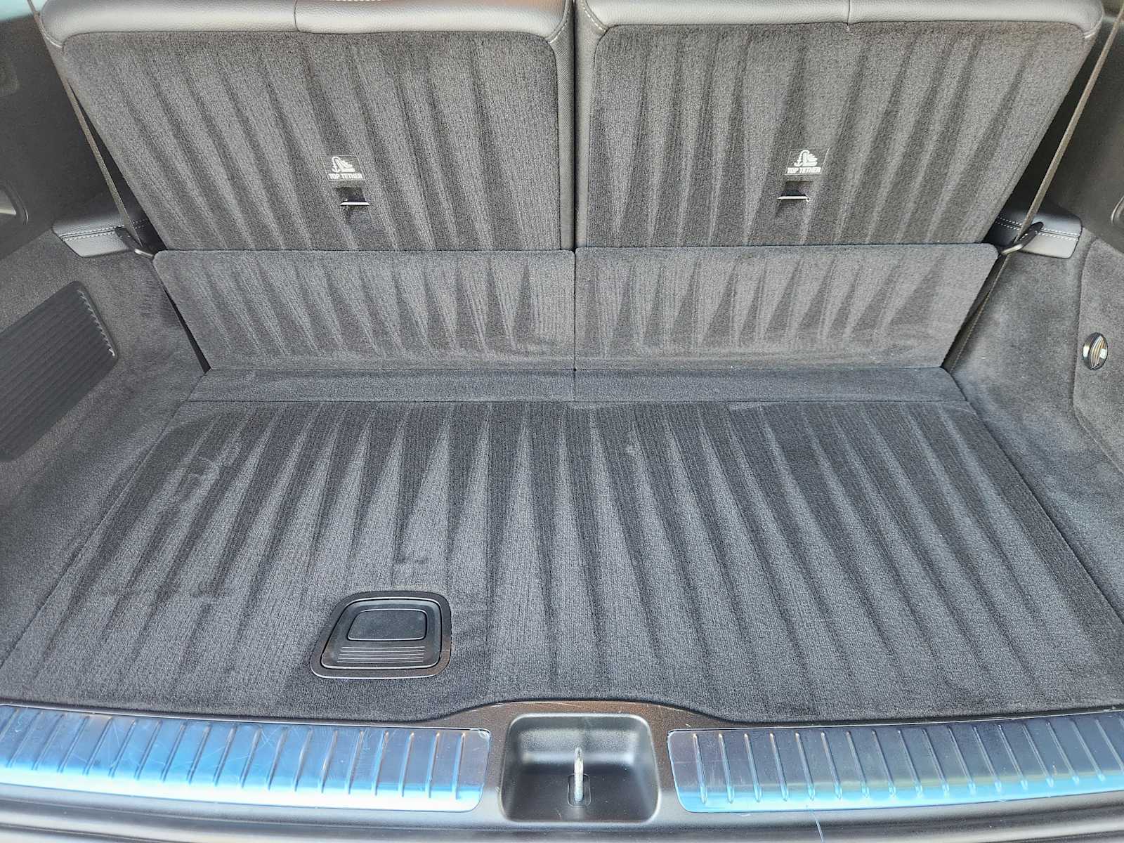 2025 Mercedes Benz GLS 450 4MATIC photo 24