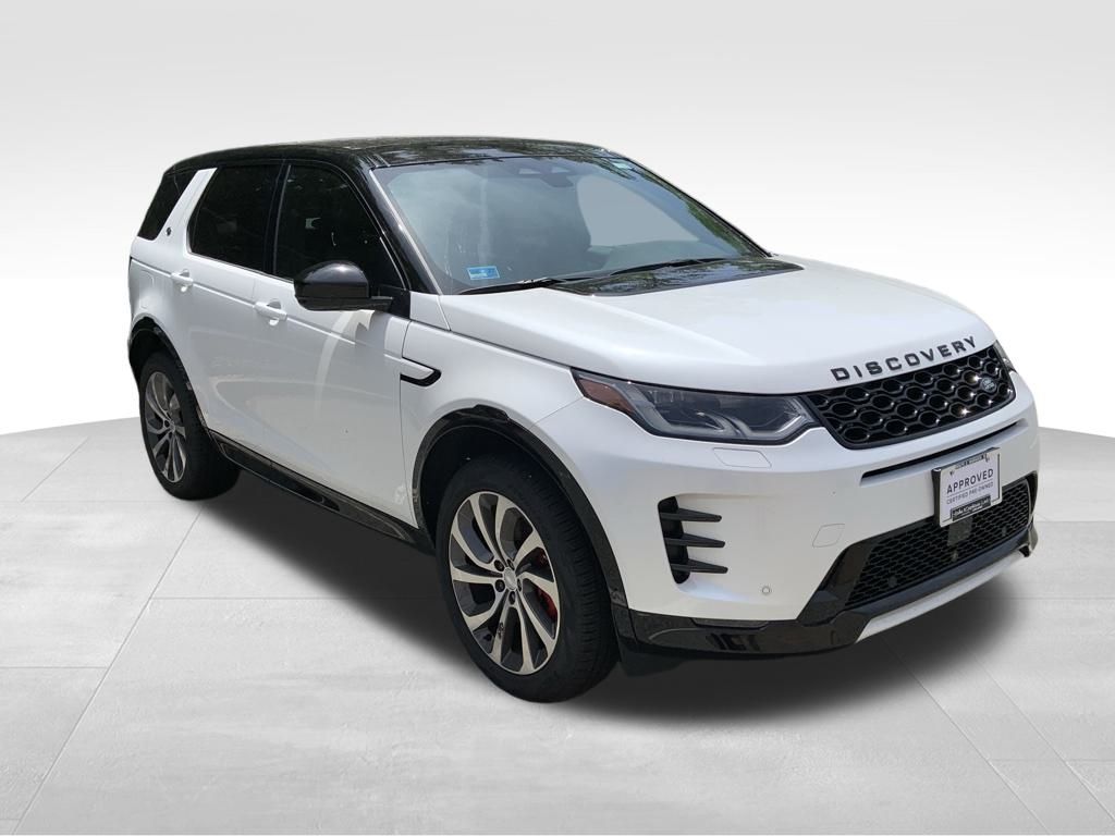2024 Land Rover Discovery Sport SE photo 3