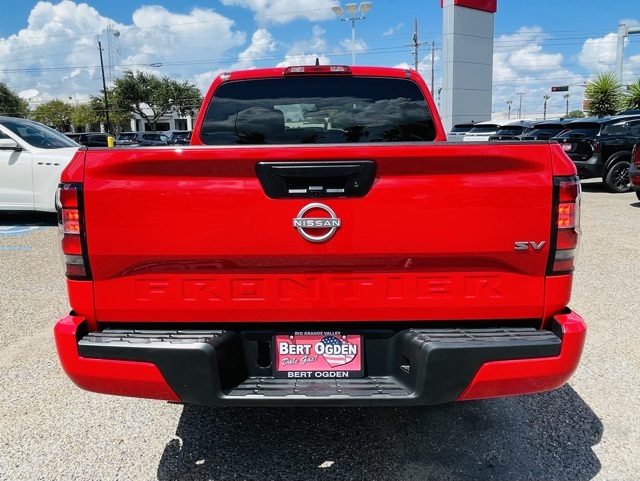 2024 Nissan Frontier SV photo 4