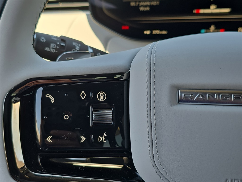 2025 Land Rover Range Rover Sport Autobiography photo 16