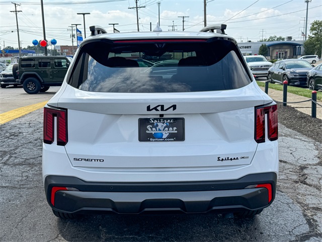 2025 Kia Sorento X-Line SX Prestige photo 5
