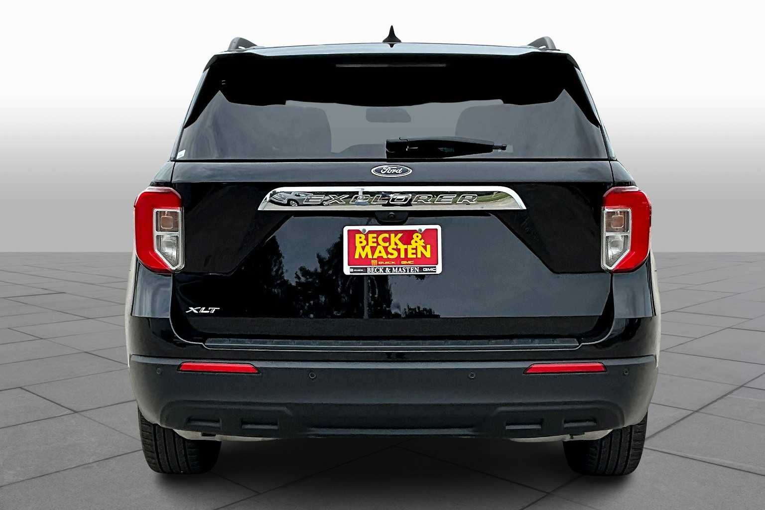 2024 Ford Explorer XLT photo 4