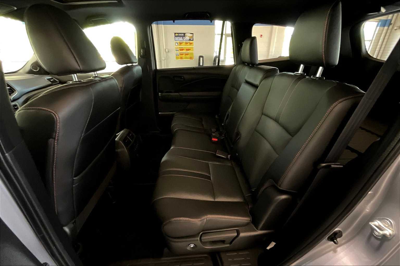 2022 Honda Pilot TrailSport photo 15