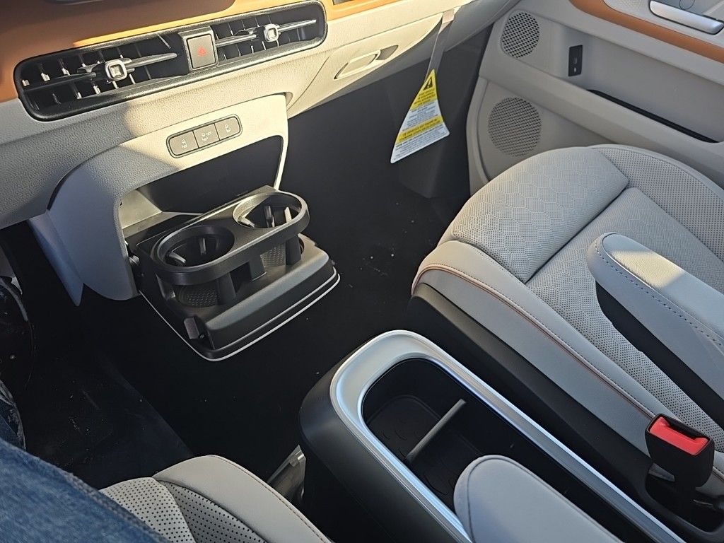 2025 Volkswagen ID. Buzz photo 13