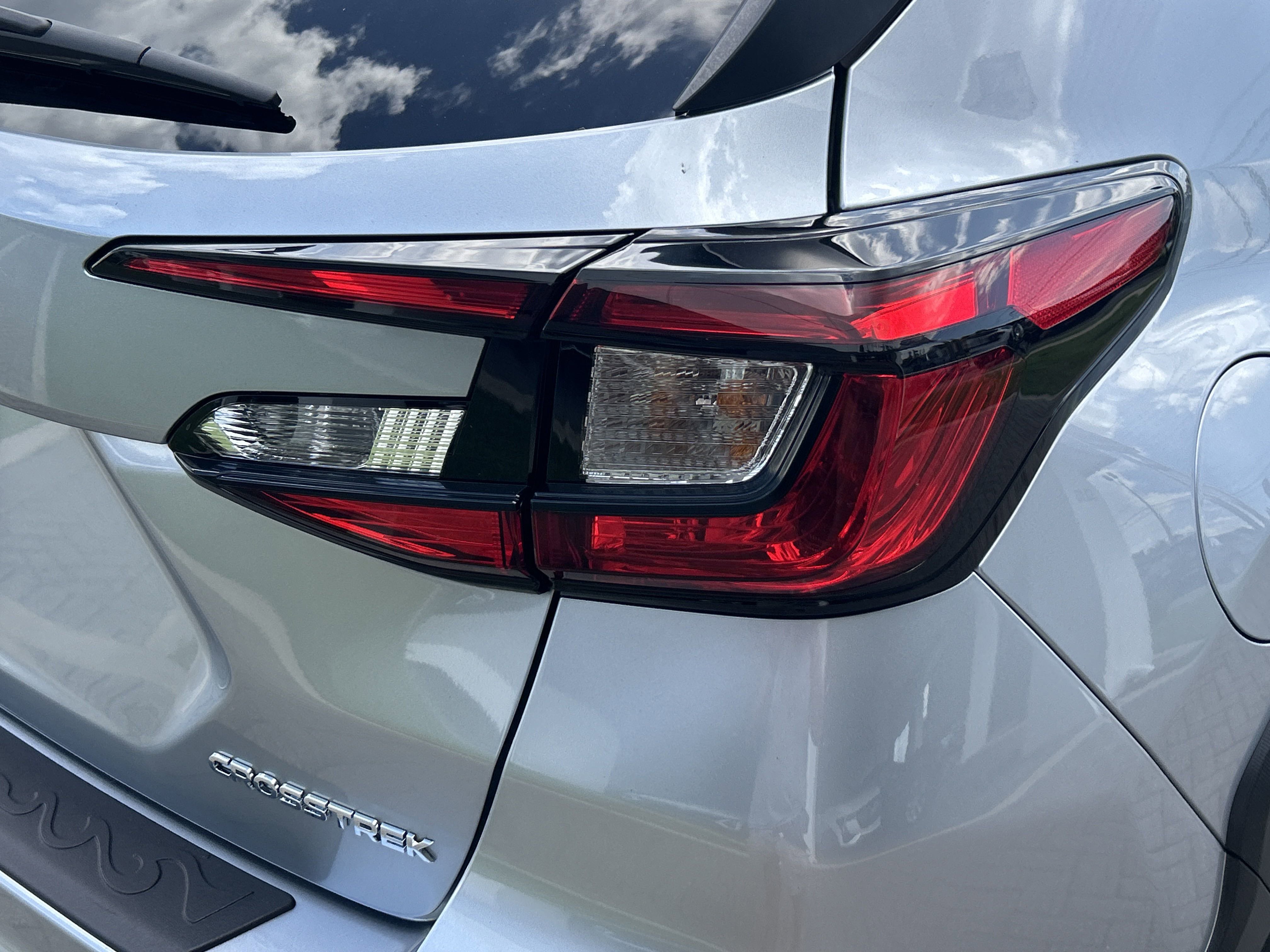 2024 Subaru Crosstrek Limited photo 3
