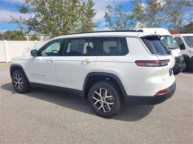 2025 Jeep Grand Cherokee Limited photo 4