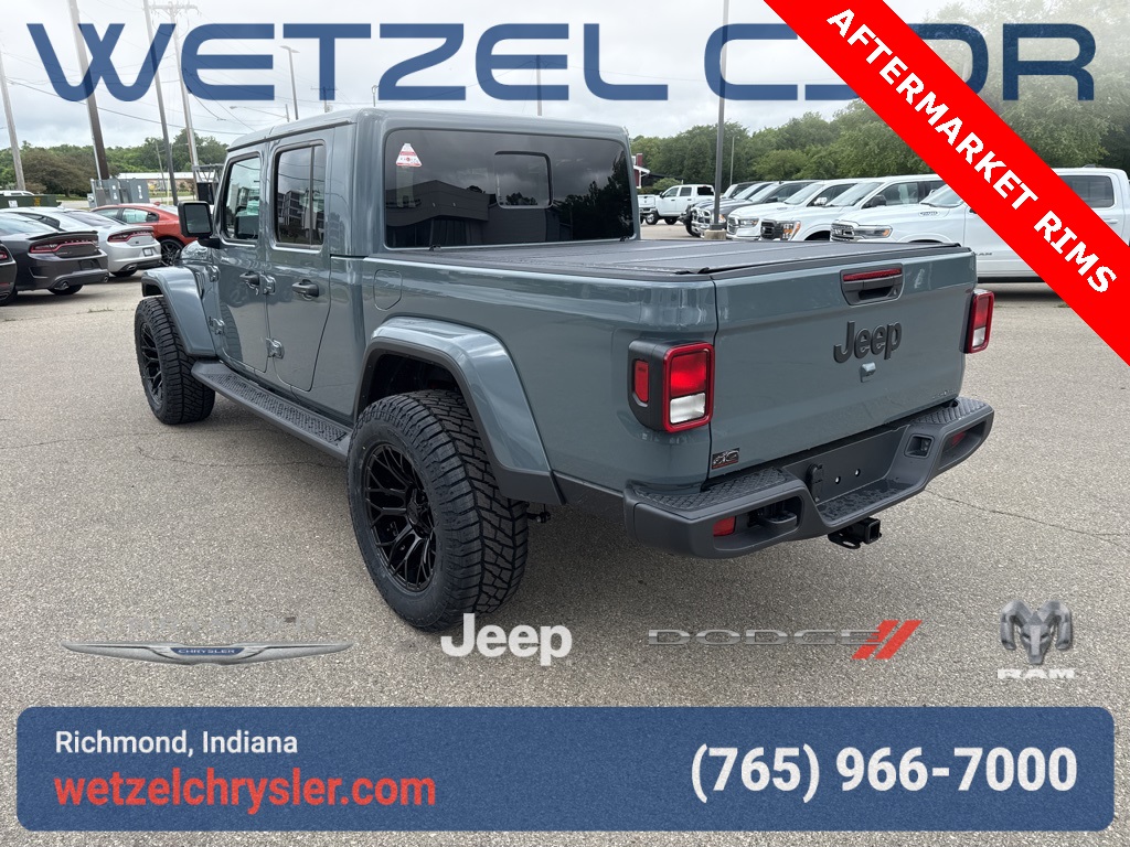 2025 Jeep Gladiator Sport photo 4