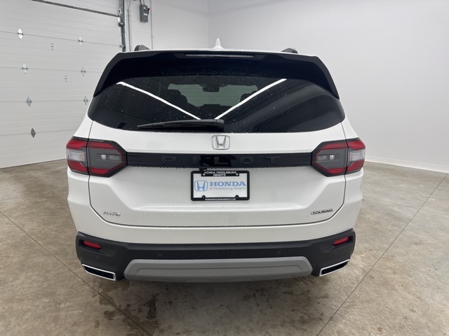 2025 Honda Pilot Touring photo 3