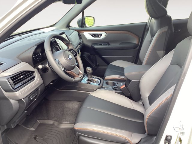 2025 Subaru Forester Sport Base photo 9