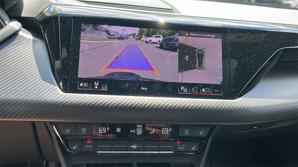 2023 Audi RS e-tron GT Base photo 16