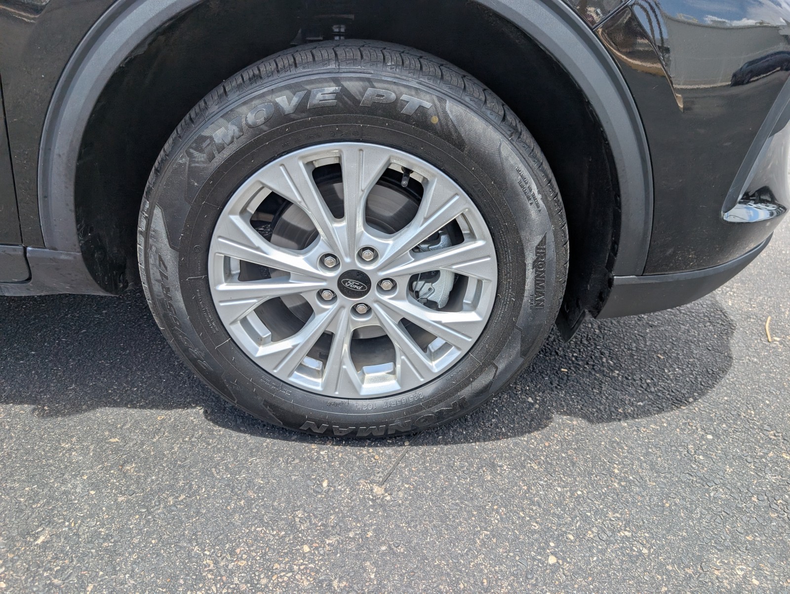 Used 2024 BLACK Ford Active image 28