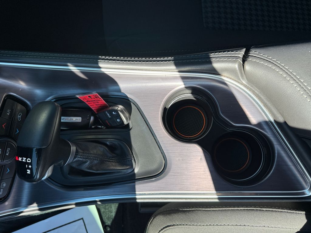 2018 Dodge Challenger R/T photo 23