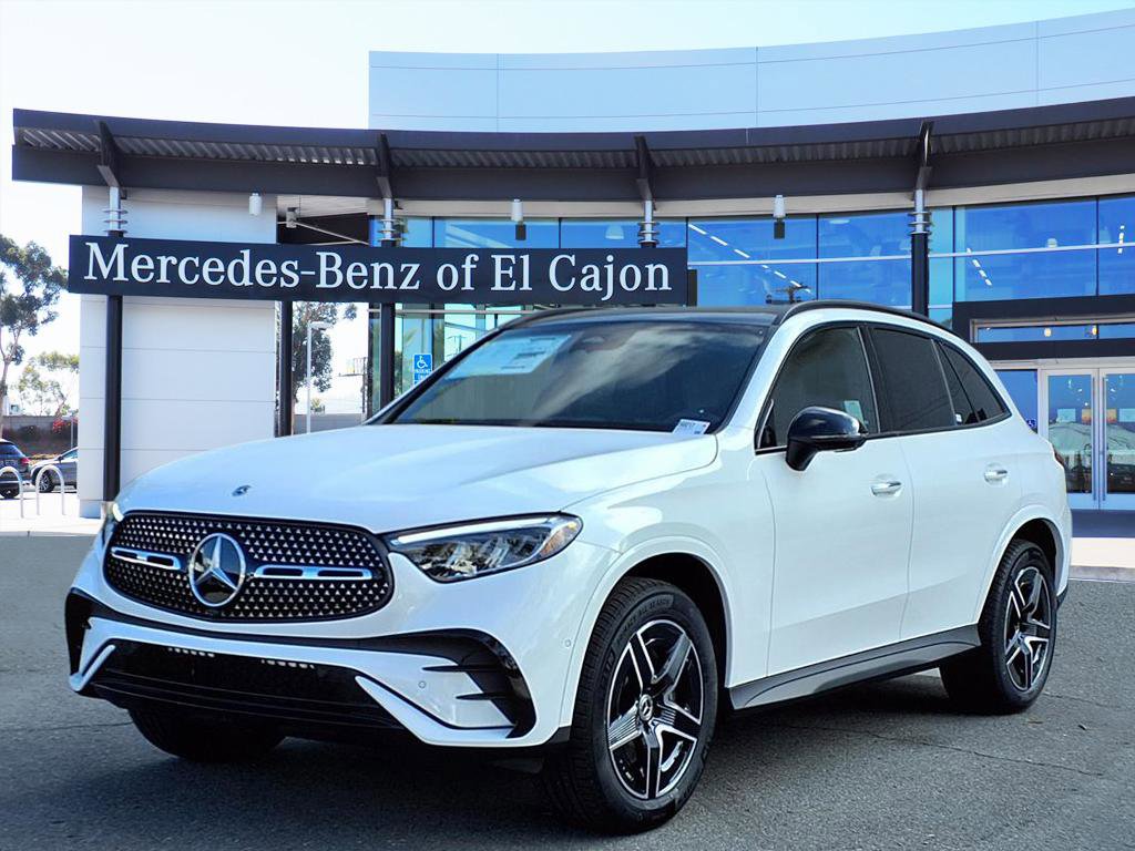 2026 Mercedes-Benz GLC Base's photo