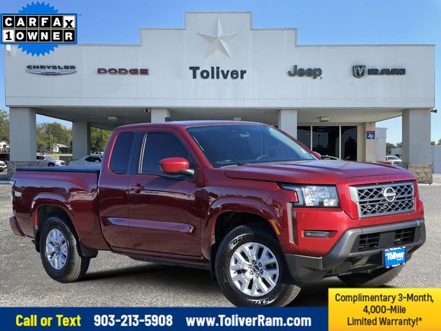 2022 Nissan Frontier SV's photo