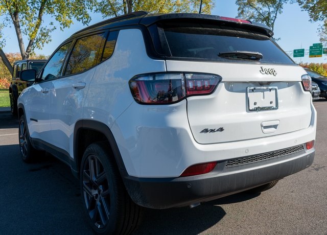 2026 Jeep Compass Limited Altitude photo 3