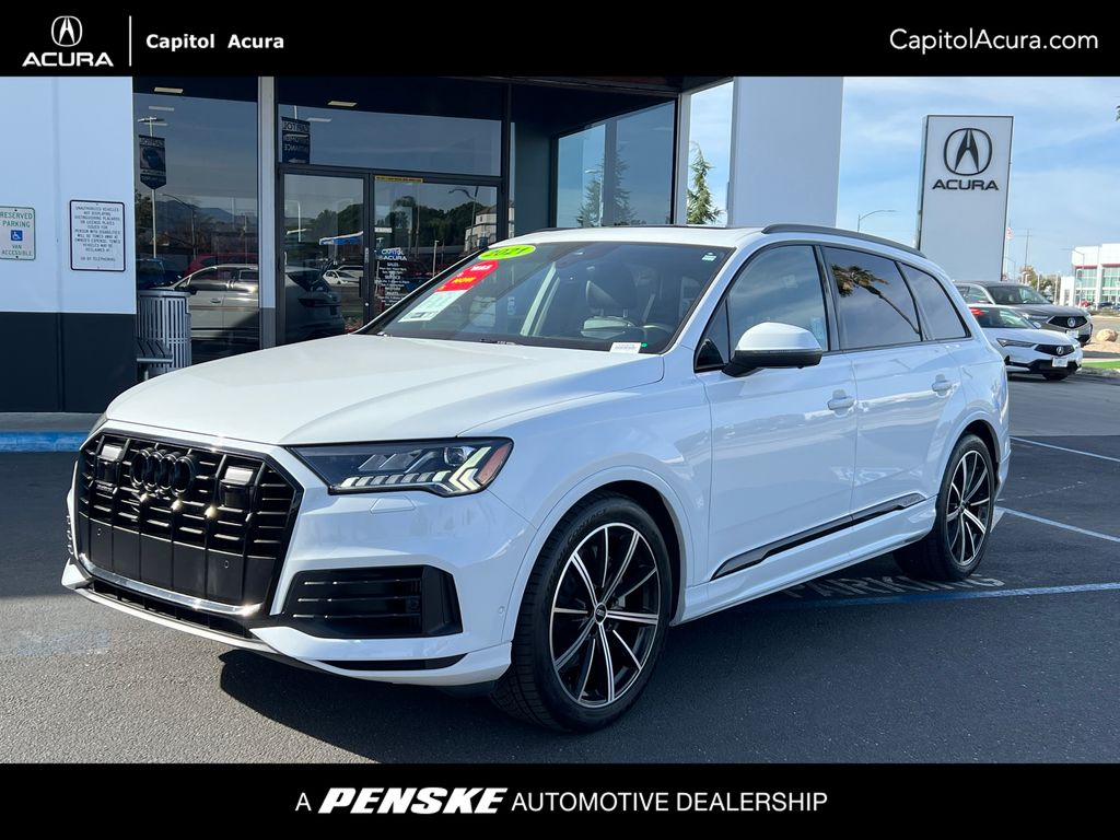 2021 Audi Q7 Prestige's photo