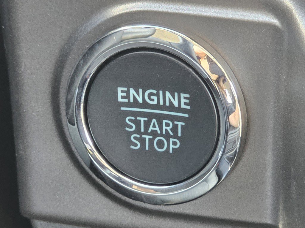 2025 Ford F-150 XLT photo 4