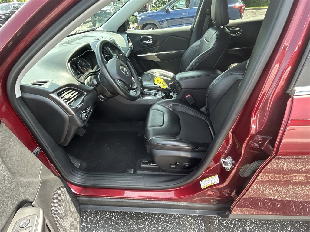 2019 Jeep Cherokee Latitude photo 7