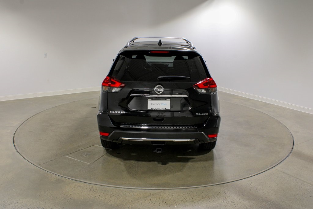 2018 Nissan Rogue SL photo 4