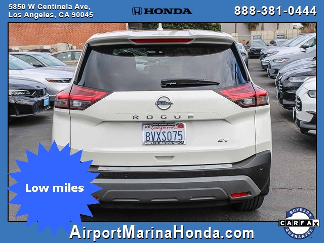 2021 Nissan Rogue SV photo 9