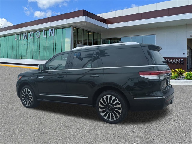 2023 Lincoln Navigator Black Label photo 4