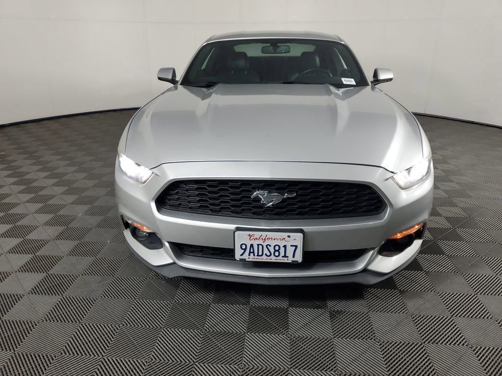 2017 Ford Mustang EcoBoost Premium photo 9