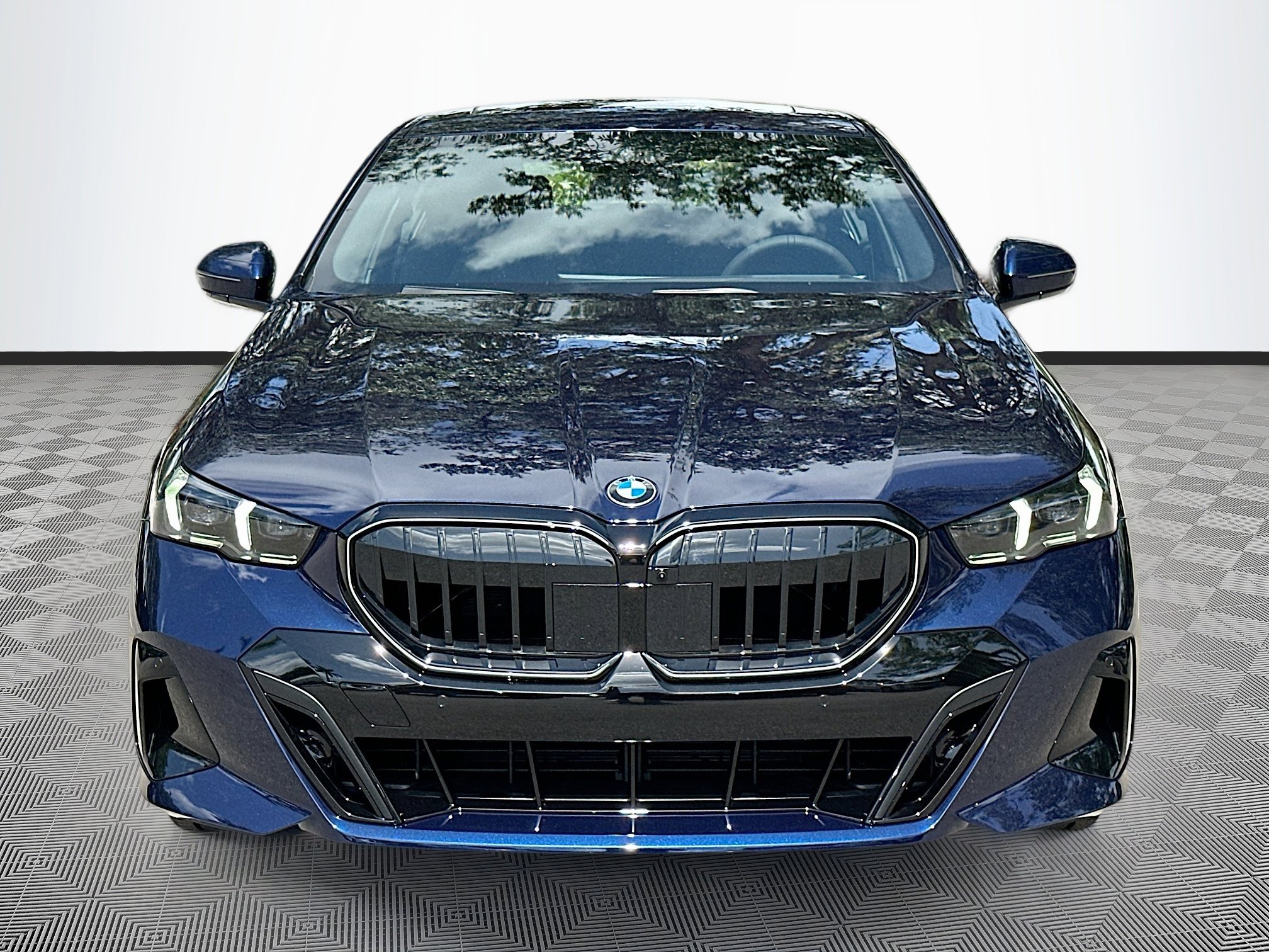 2026 Bmw 530i photo 2