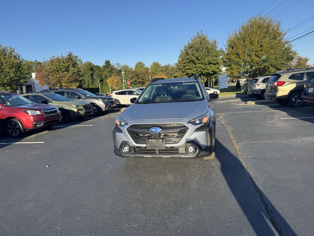 2025 Subaru Outback Premium photo 2