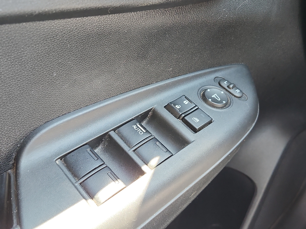 2016 Honda Fit LX photo 22
