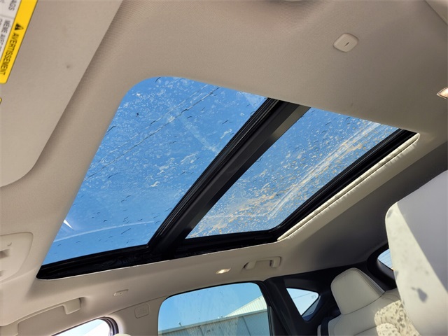 2025 Nissan Murano SL photo 9