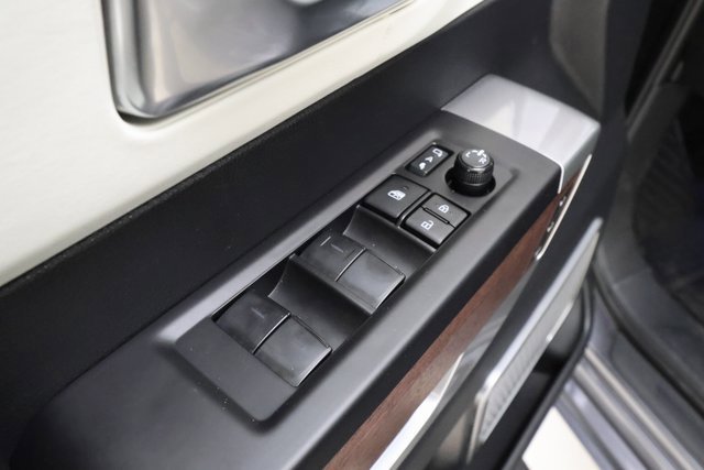 2022 Toyota Tundra CapStone photo 8