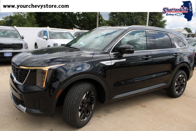 2026 Kia Sorento S photo 2