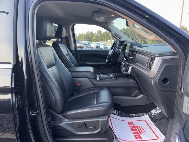 2024 Ford Expedition XLT photo 18