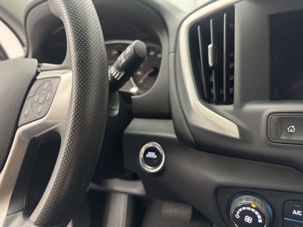 2024 Gmc Terrain SLE photo 24