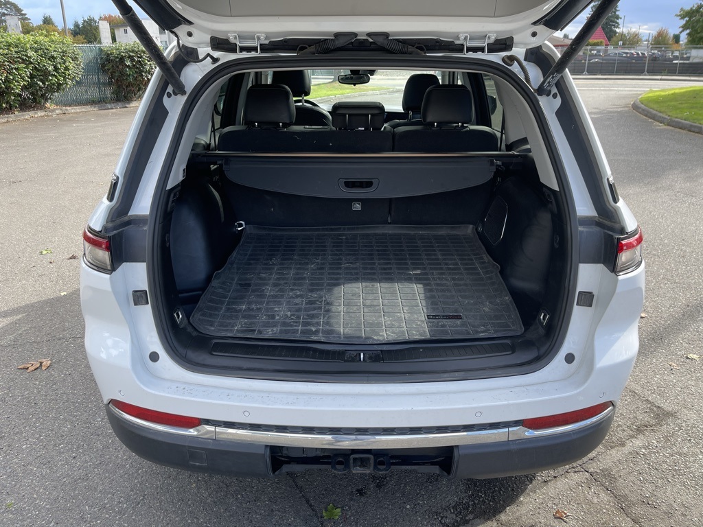2022 Jeep Grand Cherokee Limited photo 4