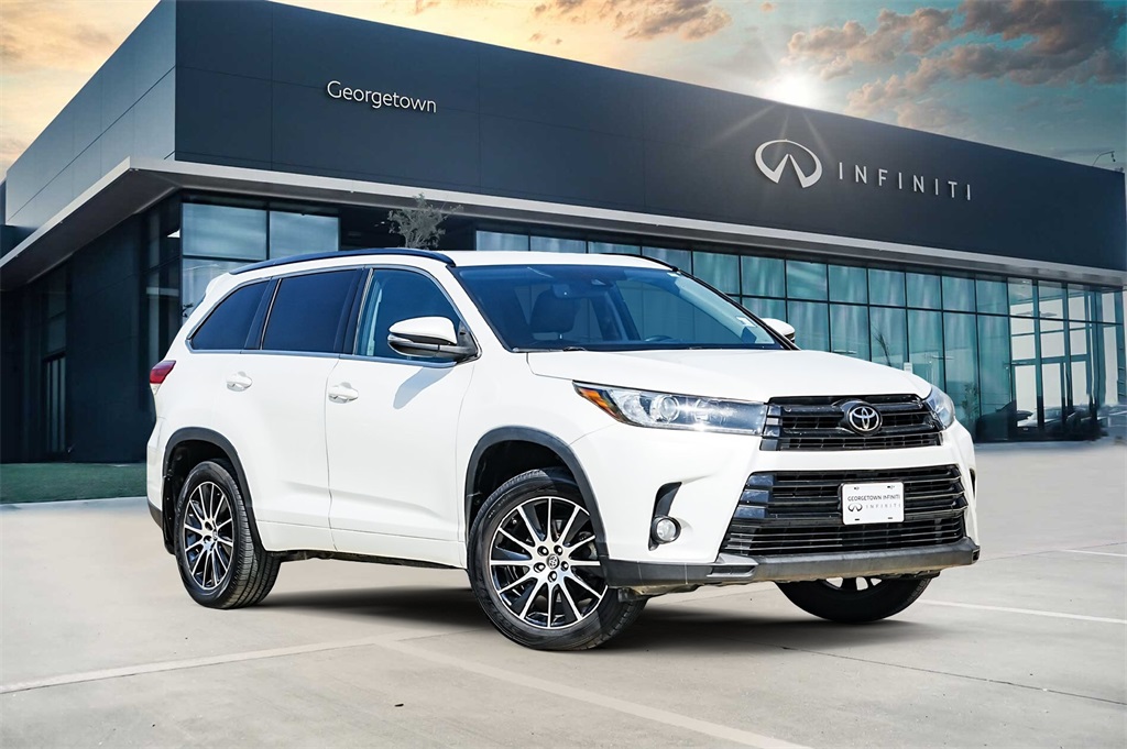 2018 Toyota Highlander SE