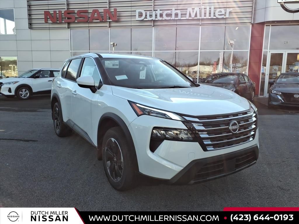 2026 Nissan Rogue SV's photo