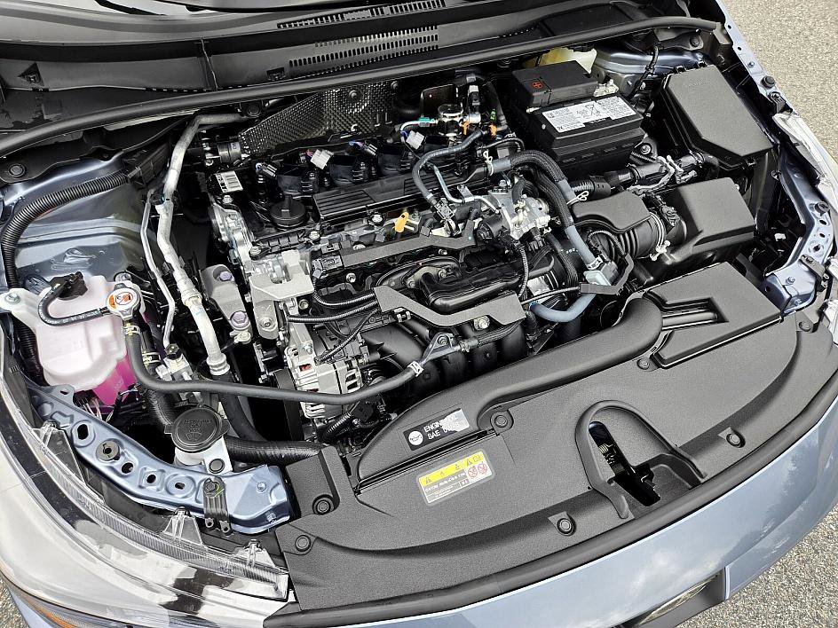 2025 Toyota Corolla LE photo 18