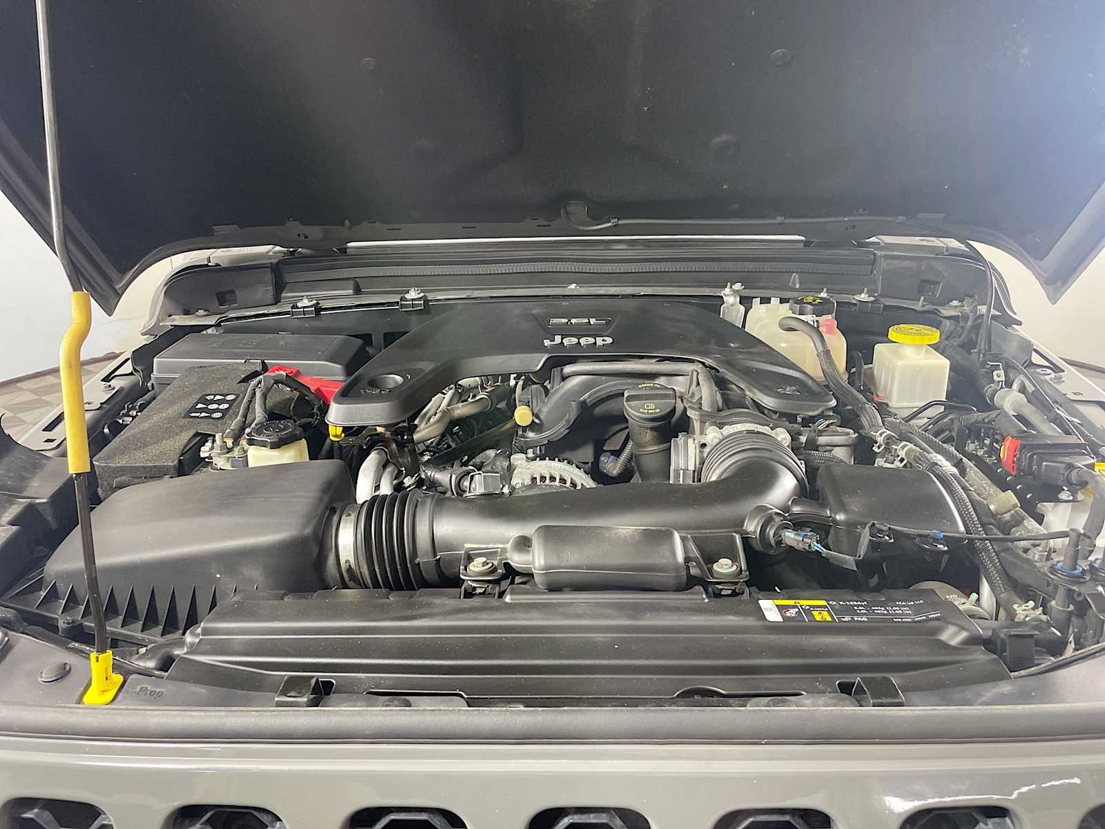 2020 Jeep Gladiator Sport photo 21