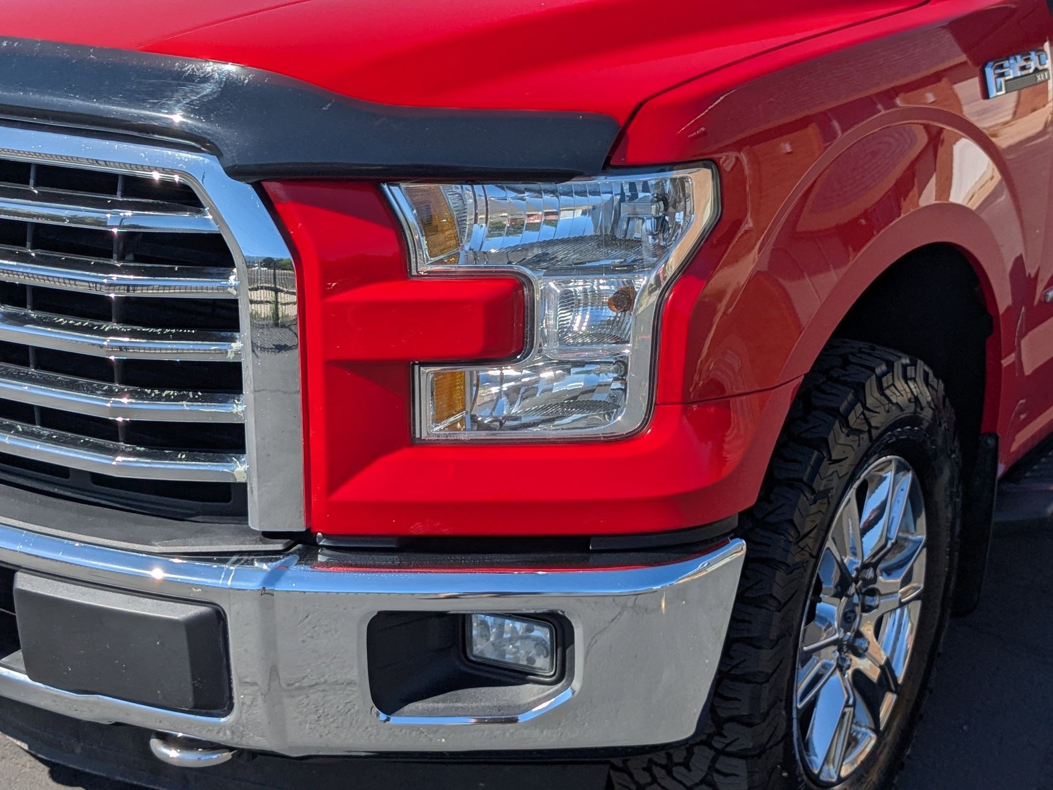 2015 Ford F-150 XLT photo 9