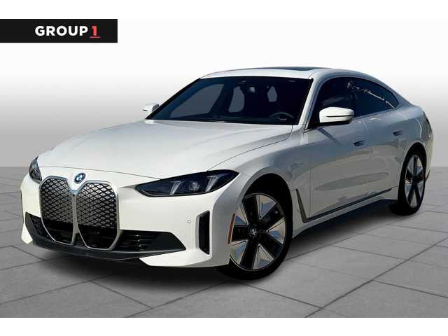 2025 BMW i4 40's photo