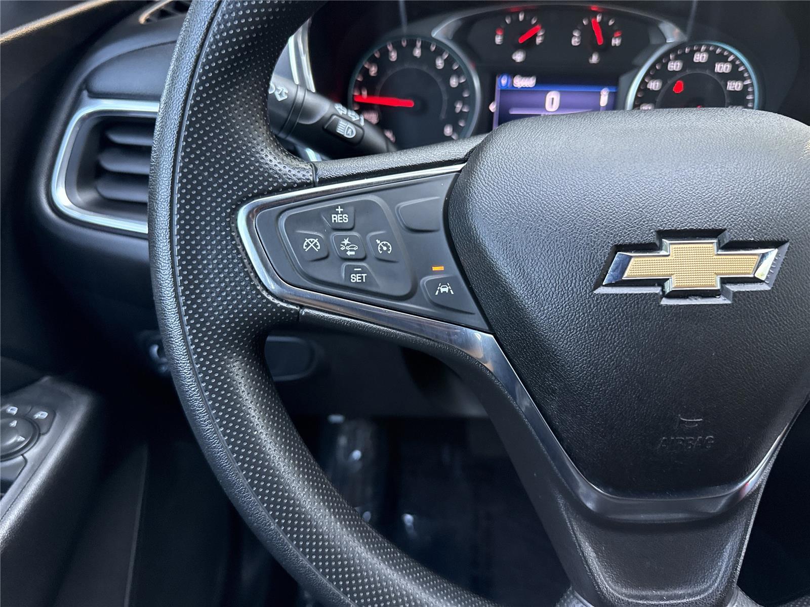 2020 Chevrolet Equinox LT photo 12