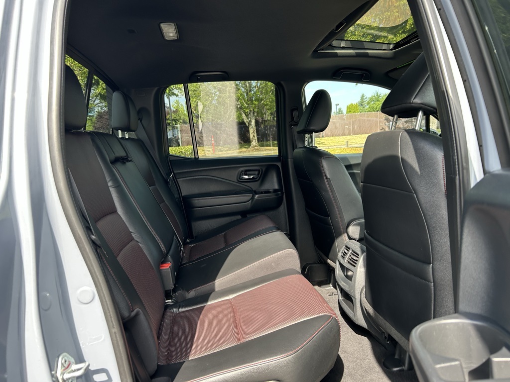 2023 Honda Ridgeline Black Edition photo 31