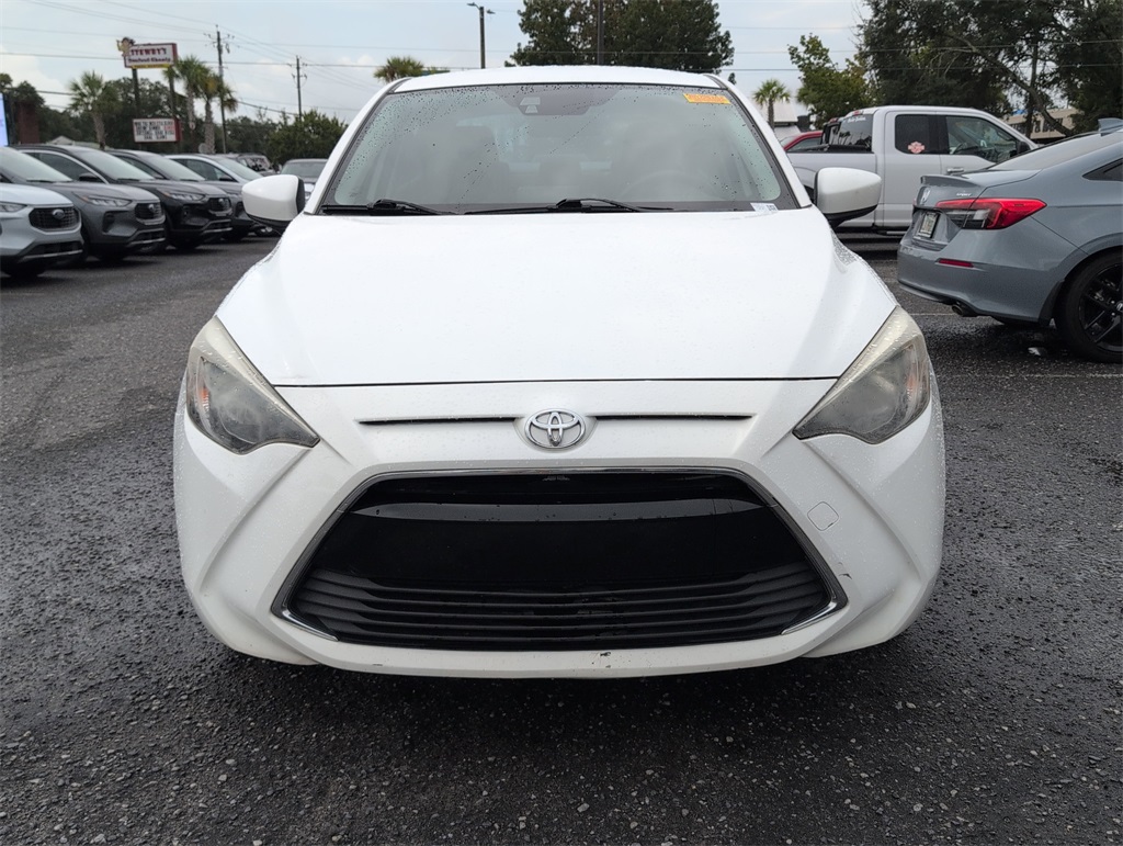 2017 Toyota Yaris iA Base photo 3