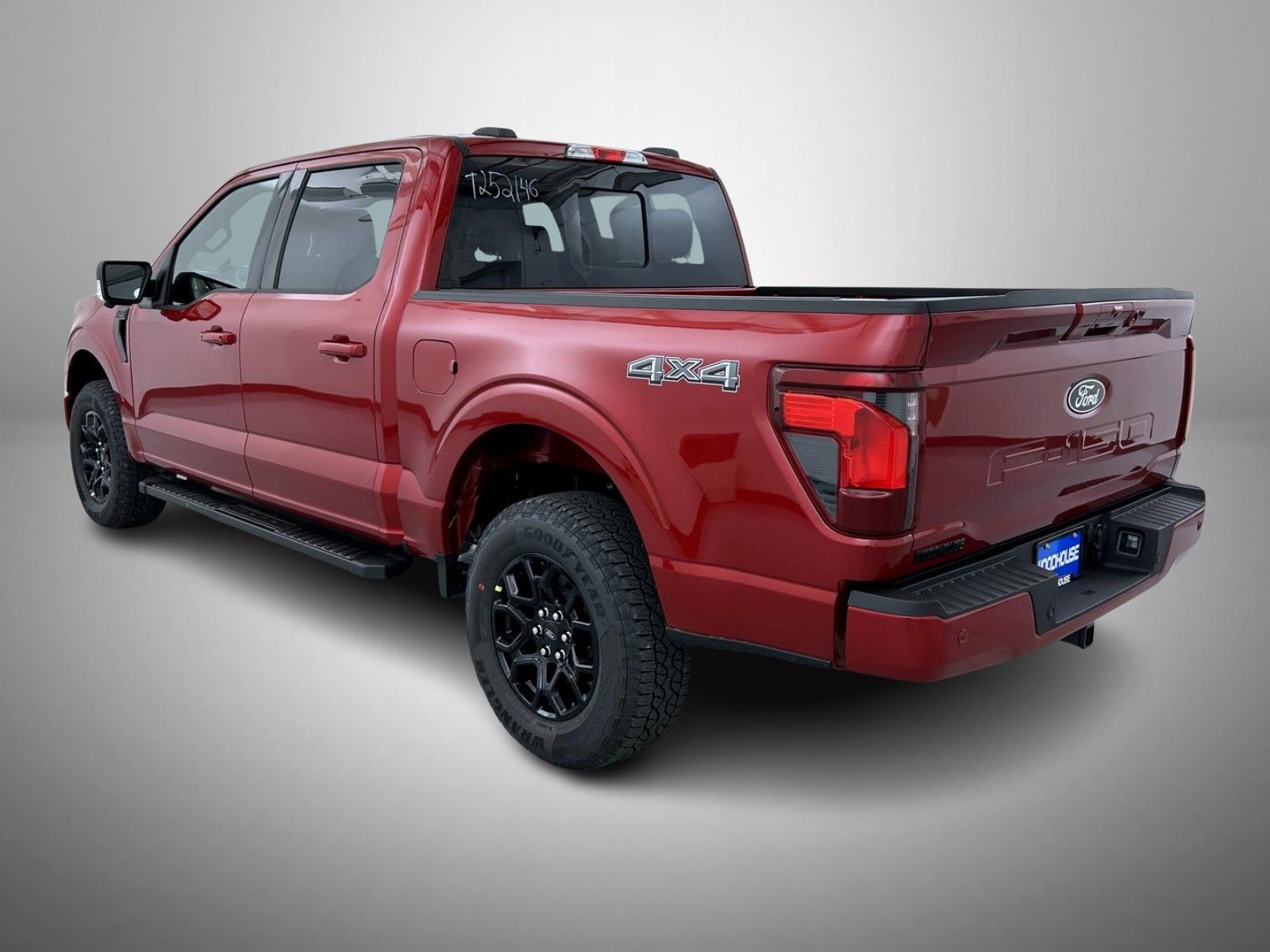2025 Ford F-150 XLT photo 5