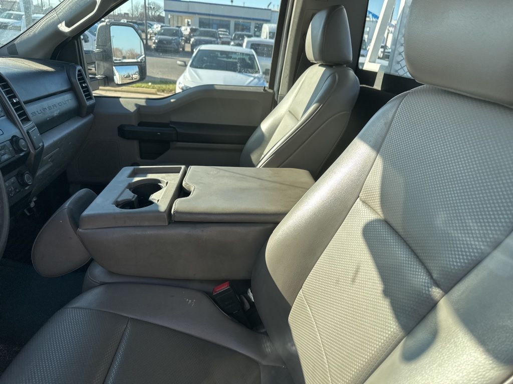 2020 Ford F-250 photo 2