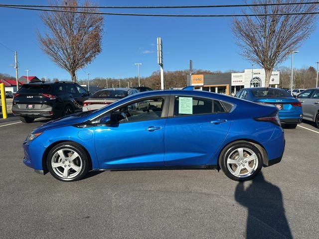 2017 Chevrolet Volt LT photo 4