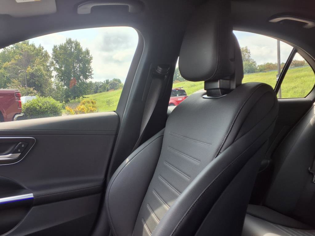 2025 Mercedes Benz C 300 photo 22